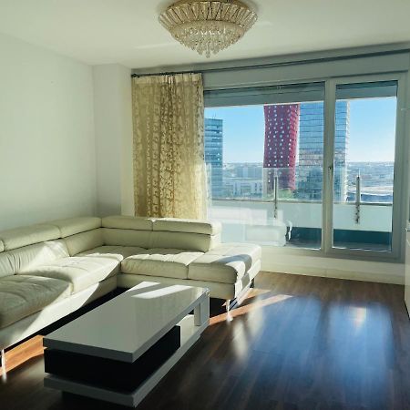 Fira De Barcelona City View Apartment With Garage Parking L’Hospitalet de Llobregat Exterior foto