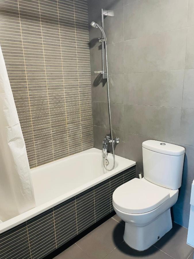 Fira De Barcelona City View Apartment With Garage Parking L’Hospitalet de Llobregat Exterior foto