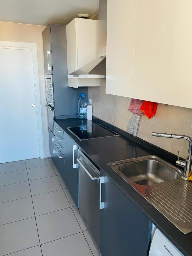 Fira De Barcelona City View Apartment With Garage Parking L’Hospitalet de Llobregat Exterior foto